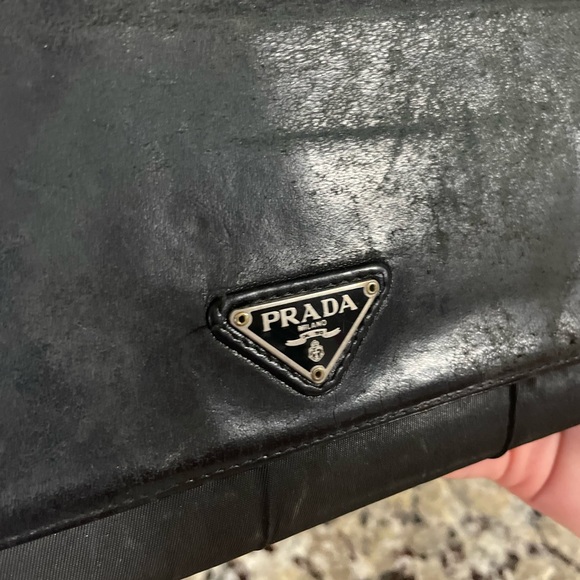 PRADA Black Large Classic Wallet 💯 AUTHENTIC - Picture 3 of 15